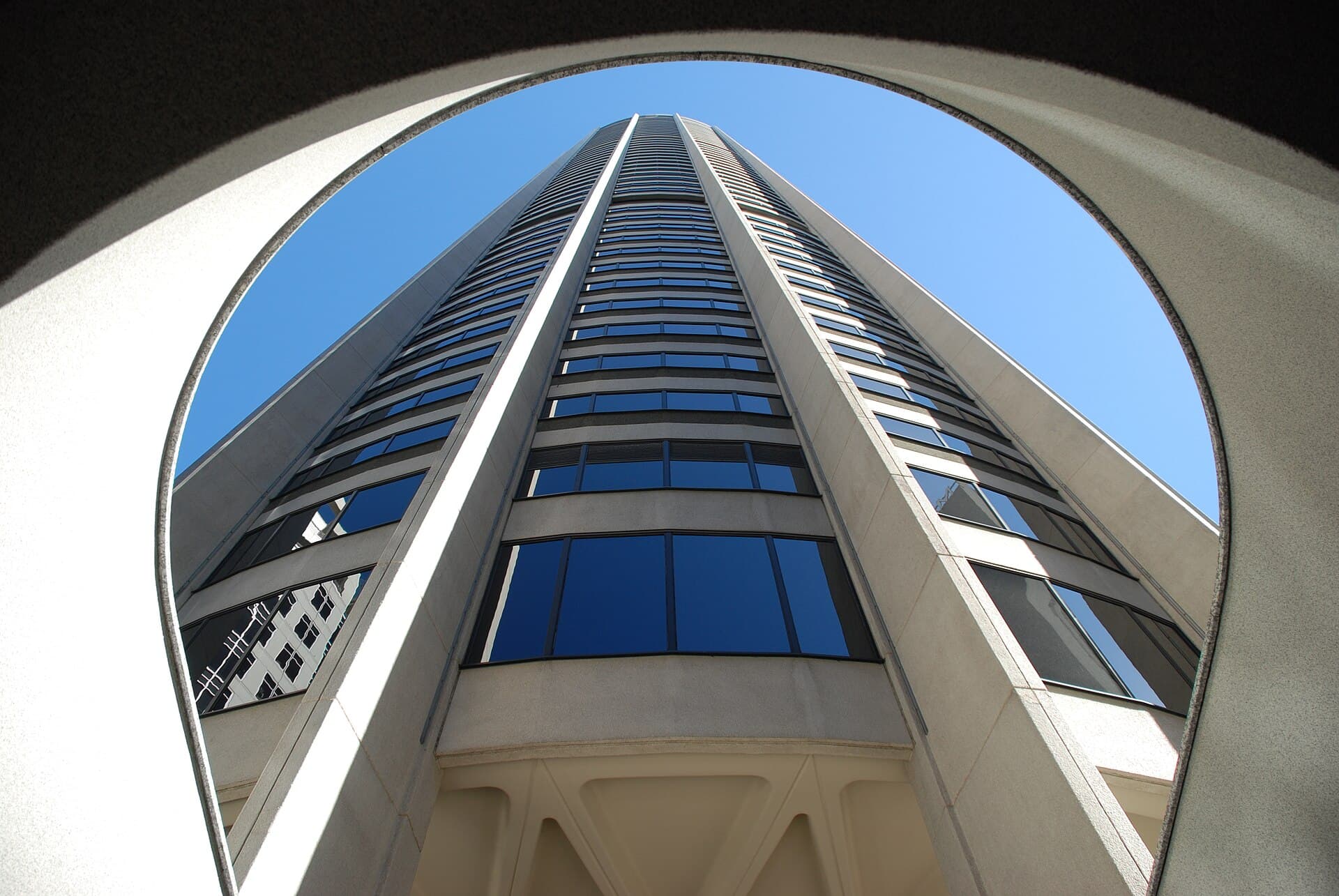 Australia Square, Sydney, designed by Harry Seidler (1961–67). Photo 2007