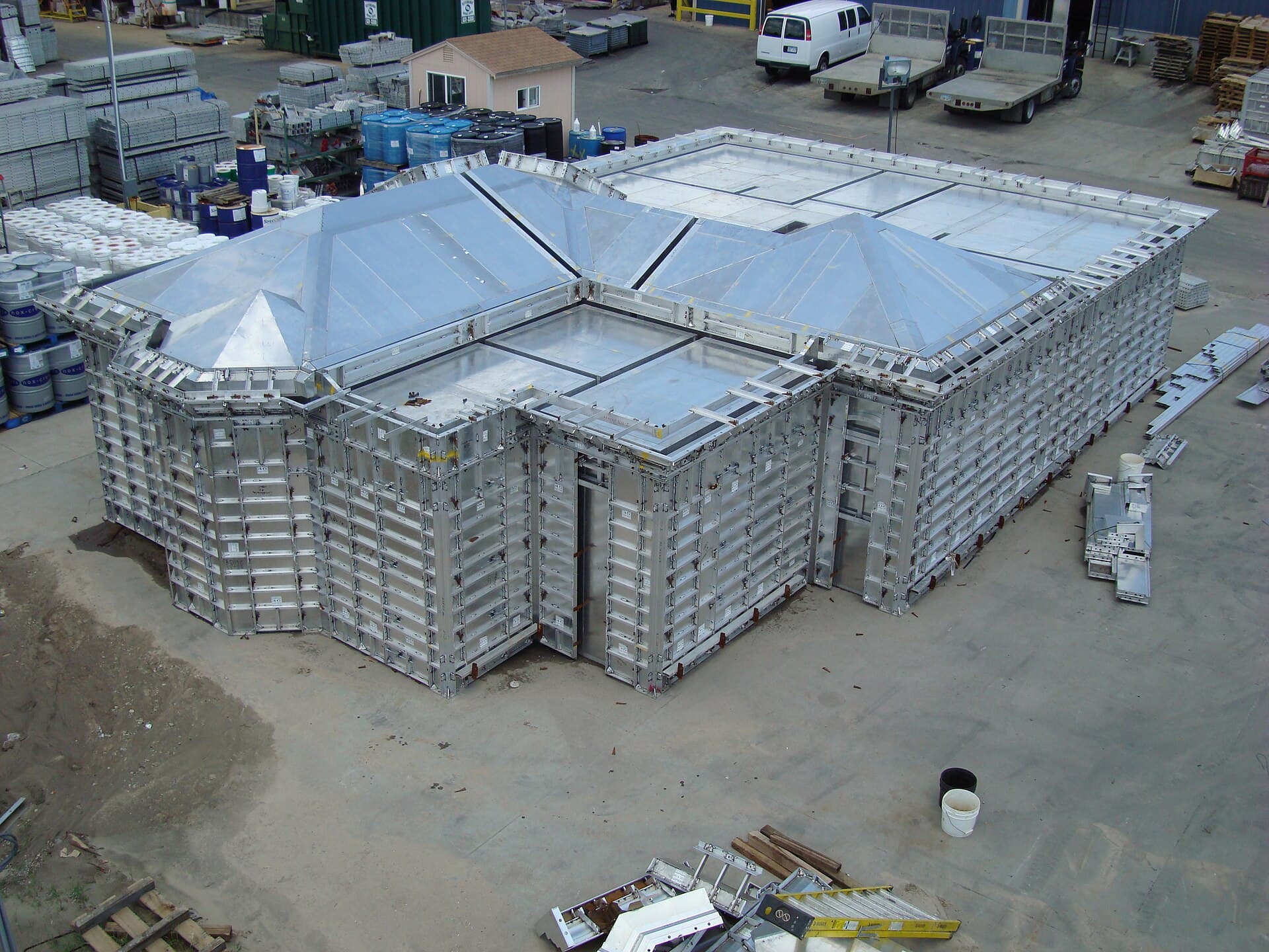Concrete formwork deck awaiting a pour